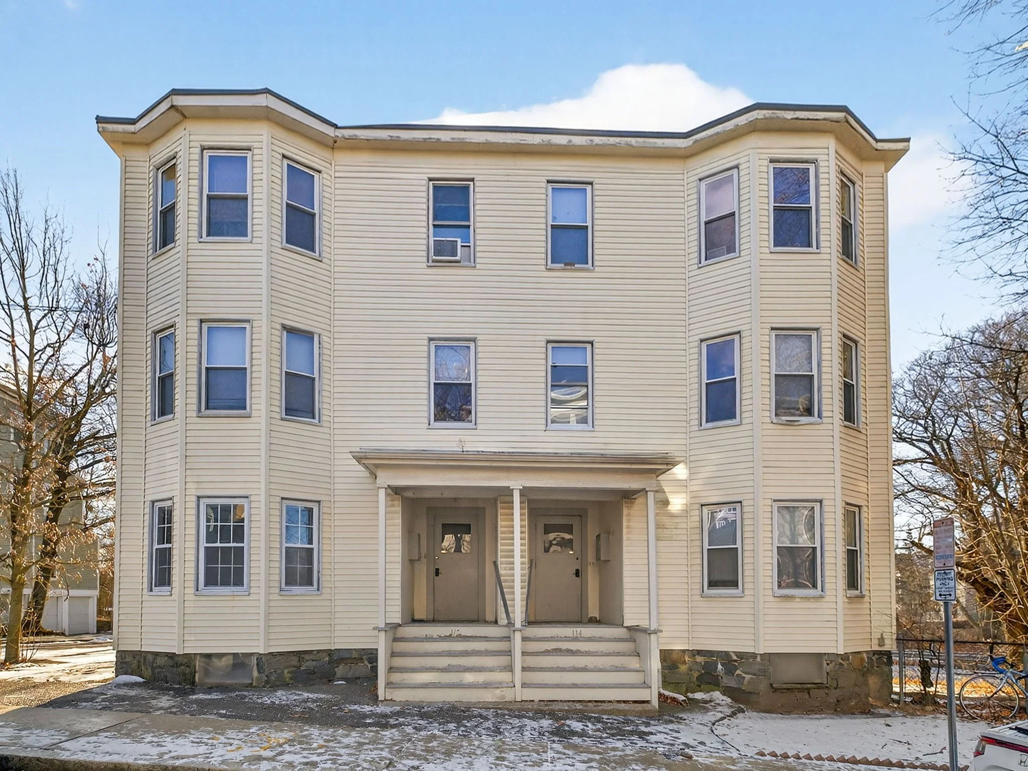 2 bed, 1 bath apartment for rent at 112 Woodstock St Unit 1, West Somerville — photo 10 of 10