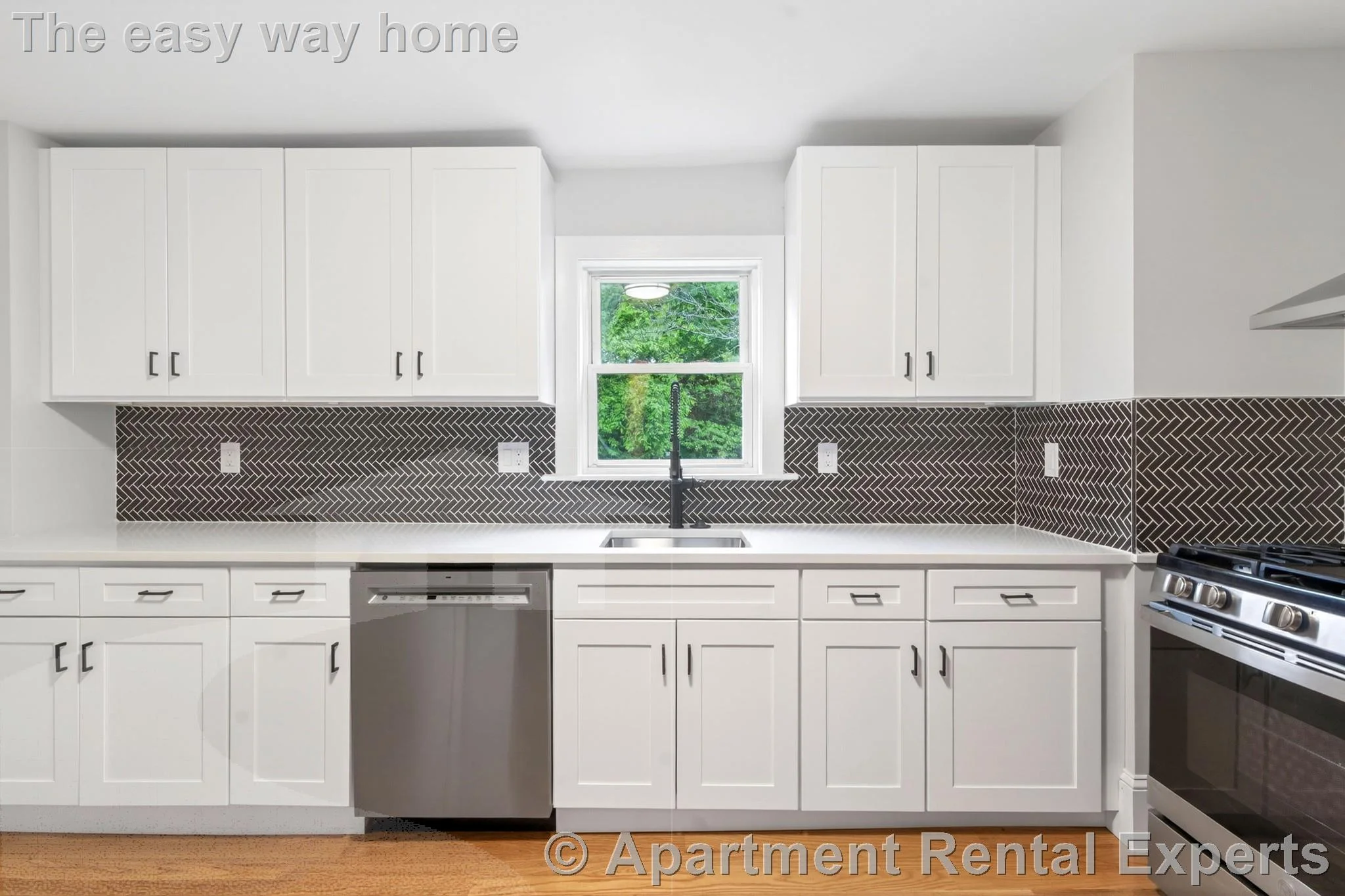 3 bed, 1 bath apartment for rent at 112 Woodstock St Unit 2, Teele Square — photo 2 of 10
