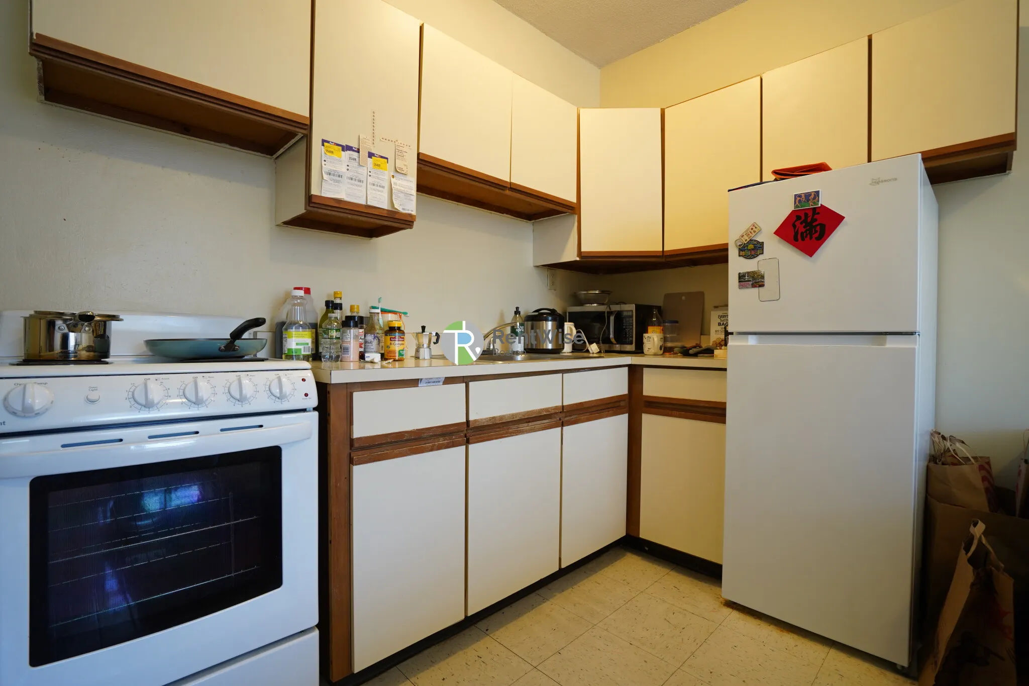 Studio bed, 1 bath apartment for rent at 1120 Commonwealth Ave Unit 10, Allston — photo 5 of 8