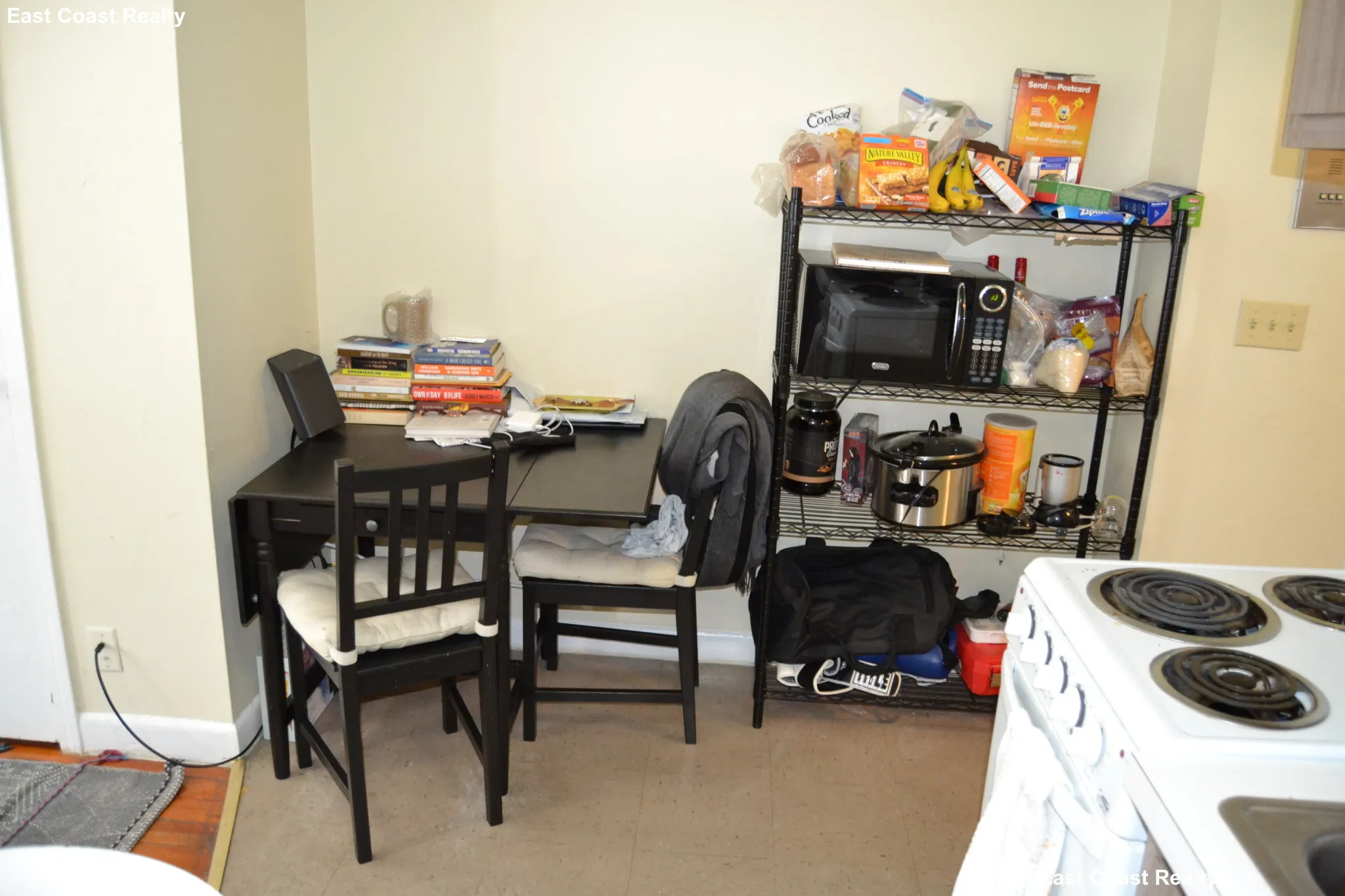 Studio bed, 1 bath apartment for rent at 1120 Commonwealth Ave Unit 2, Allston — photo 6 of 7