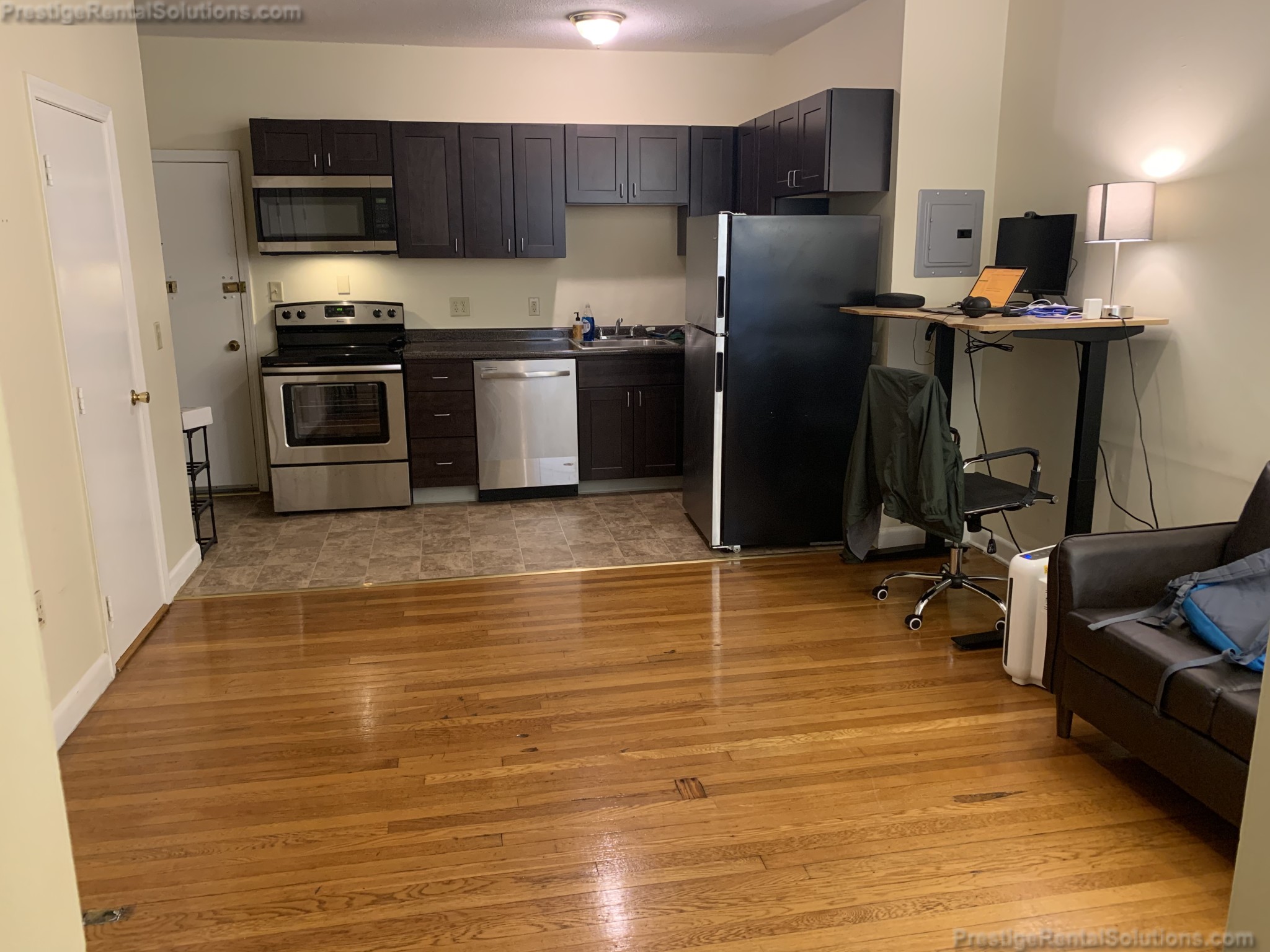 1 bed, 1 bath apartment for rent at 1120 Commonwealth Ave Unit 3, Brighton