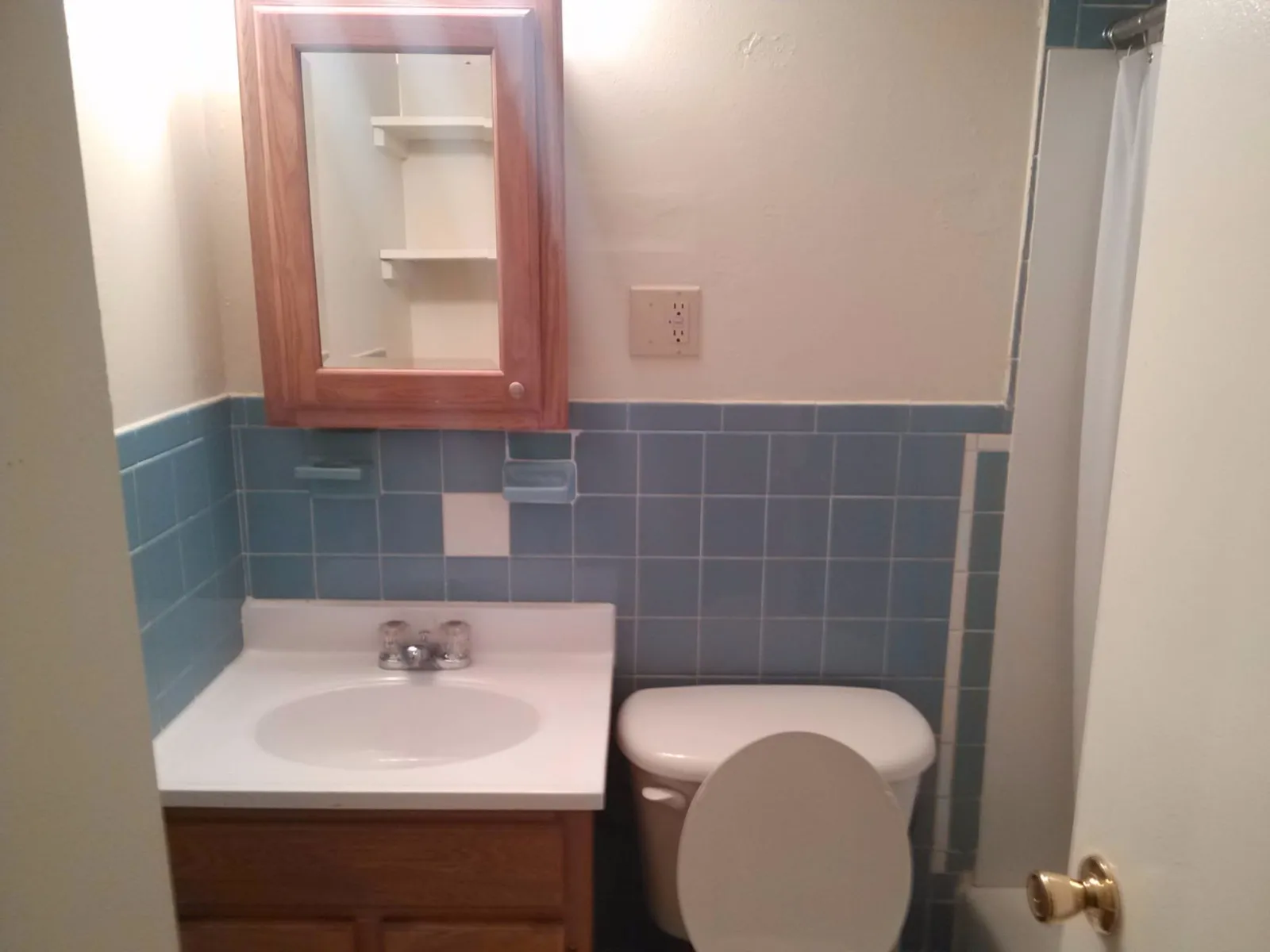 2 bed, 1 bath apartment for rent at 1120 Commonwealth Ave Unit C, Allston — photo 14 of 28