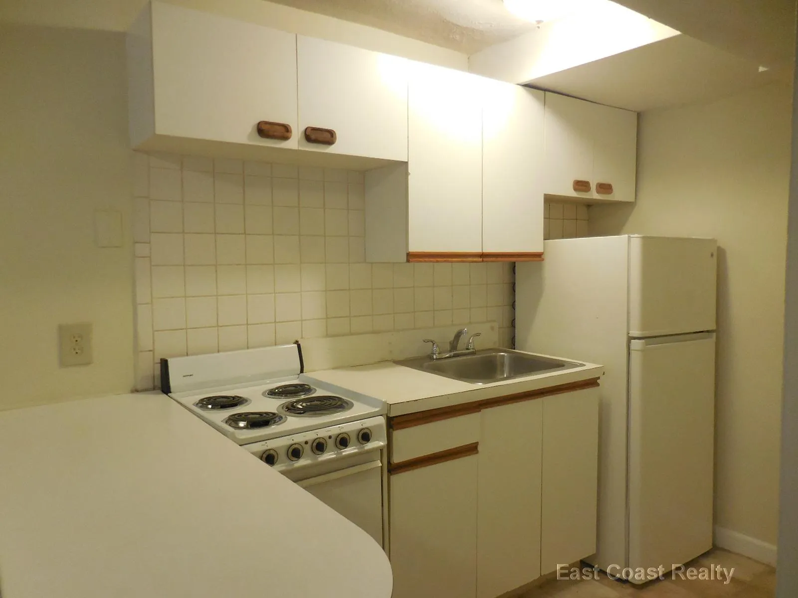 2 bed, 1 bath apartment for rent at 1120 Commonwealth Ave Unit C, Allston — photo 20 of 28