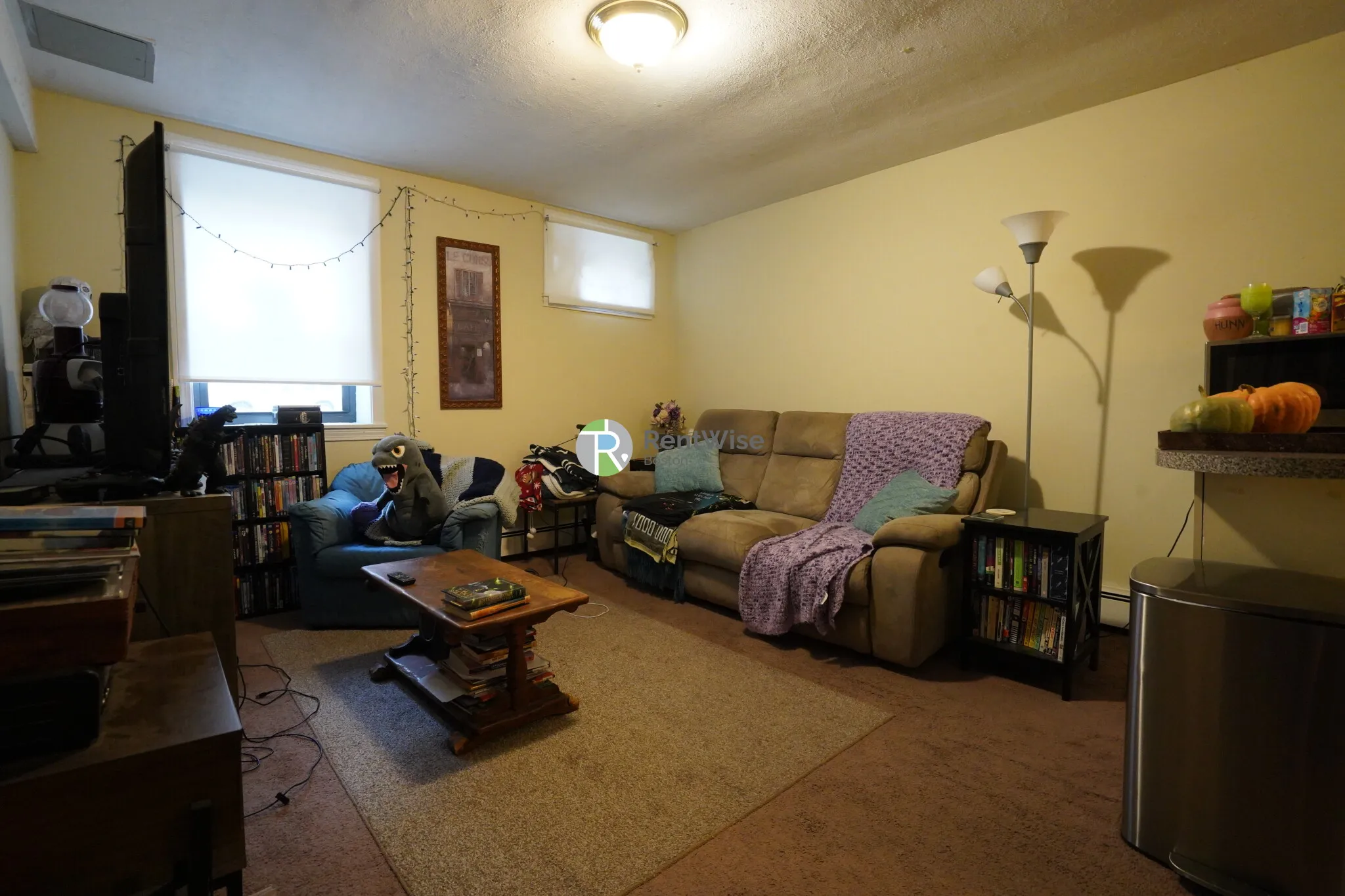 2 bed, 1 bath apartment for rent at 1120 Commonwealth Ave Unit C, Allston — photo 3 of 28
