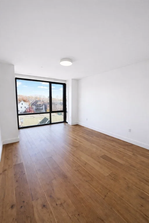 1 bed, 1 bath apartment for rent at 1121 Dorchester Ave Unit 302, Dorchester — photo 4 of 6