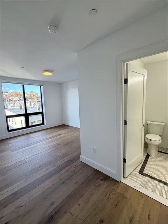 3 bed, 2 bath apartment for rent at 1121 Dorchester Ave Unit 306, Dorchester — photo 5 of 9