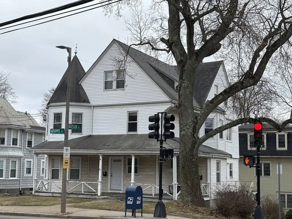 4 bed, 2 bath apartment for rent at 1122 Adams St Unit 2, Dorchester — photo 1 of 21