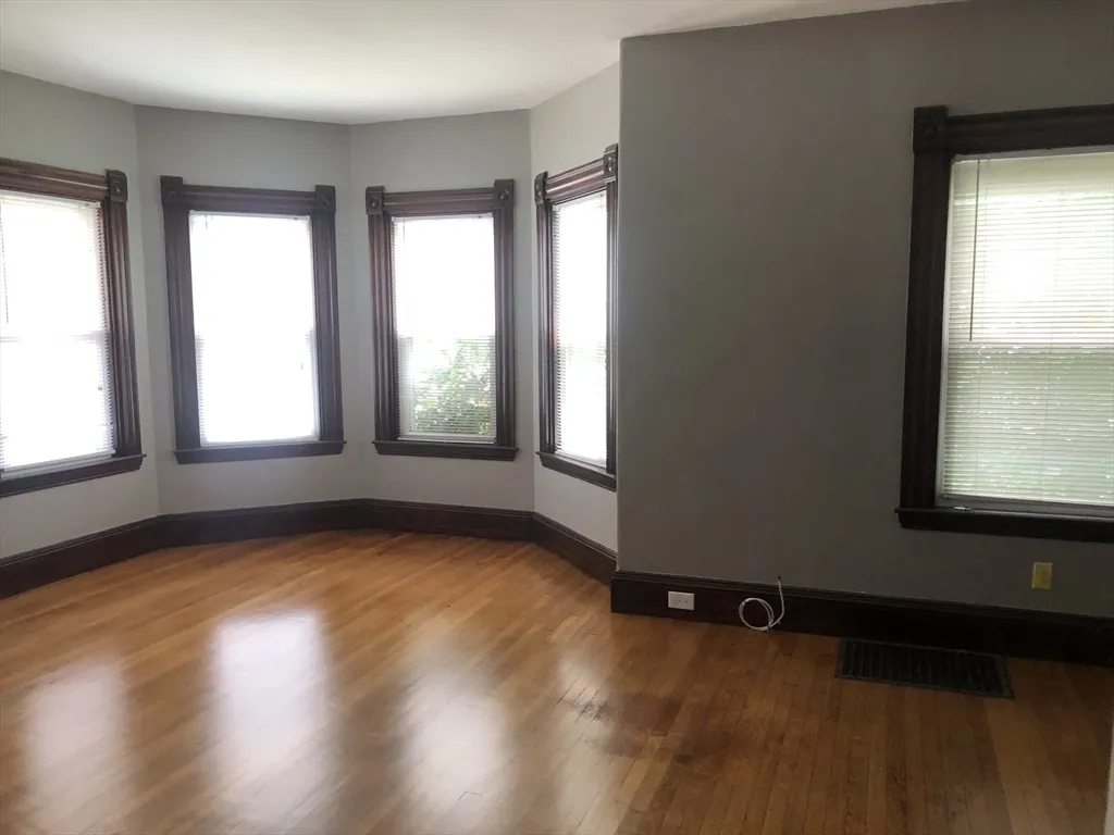 4 bed, 2 bath apartment for rent at 1122 Adams St Unit 2, Dorchester — photo 6 of 21