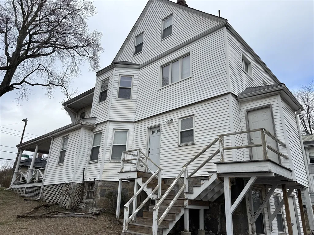 4 bed, 2 bath apartment for rent at 1122 Adams St Unit 2, Dorchester — photo 18 of 21