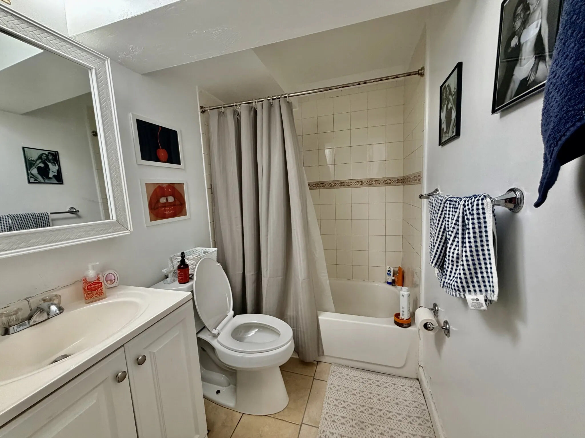 3 bed, 1 bath apartment for rent at 1122 Commonwealth Ave Unit 7, Allston — photo 9 of 13