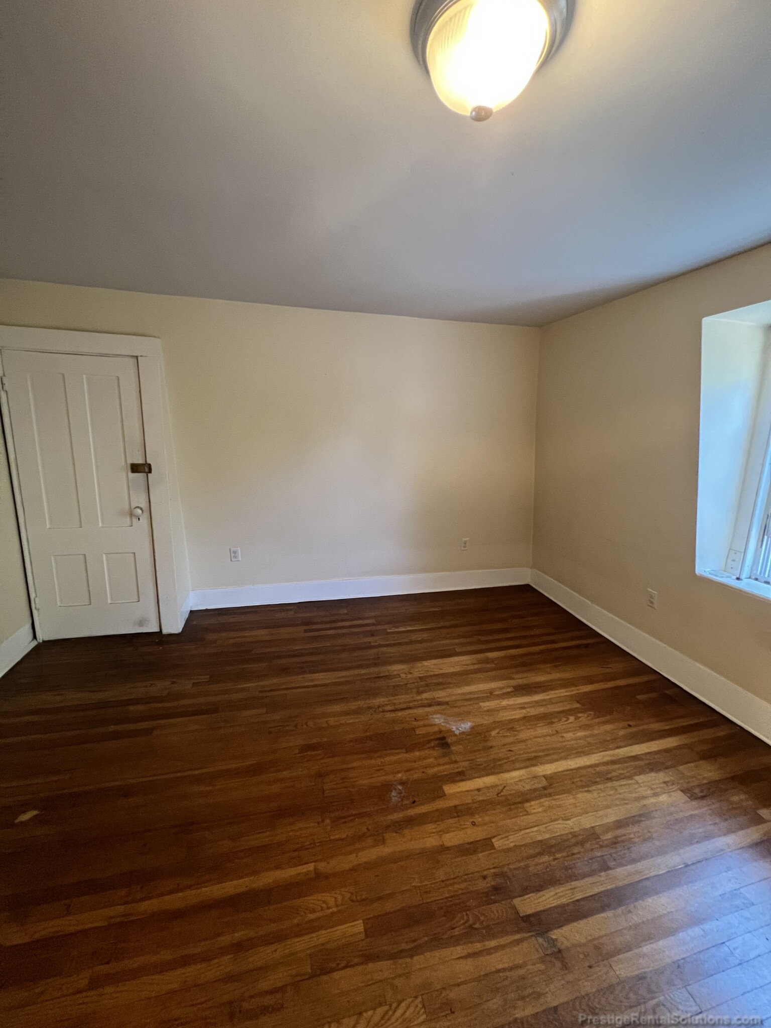 4.5 bed, 2 bath apartment for rent at 1122 River St Unit 2, Hyde Park — photo 10 of 15