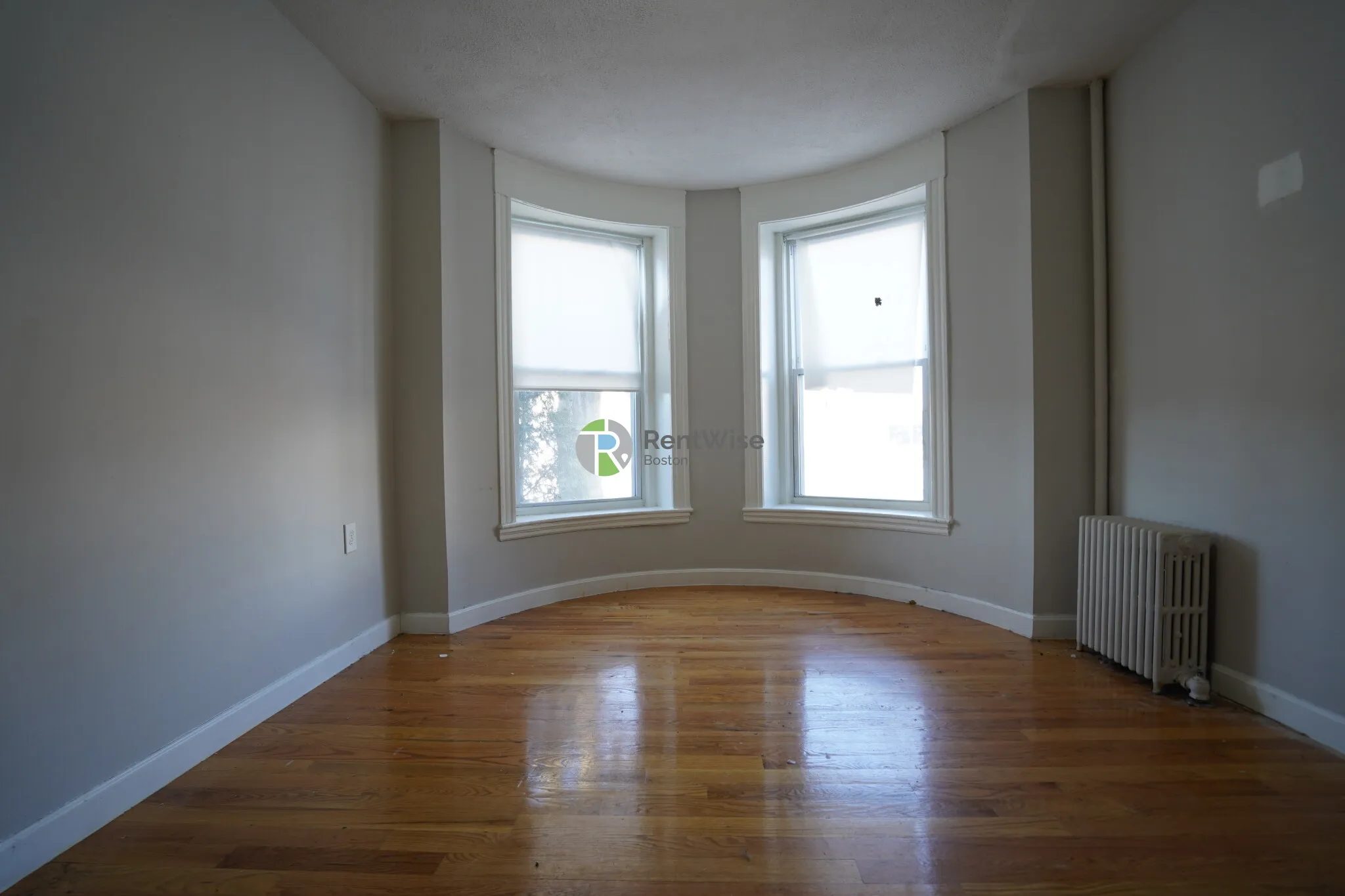 Studio bed, 1 bath apartment for rent at 1124 Commonwealth Ave Unit 1, Allston — photo 3 of 11