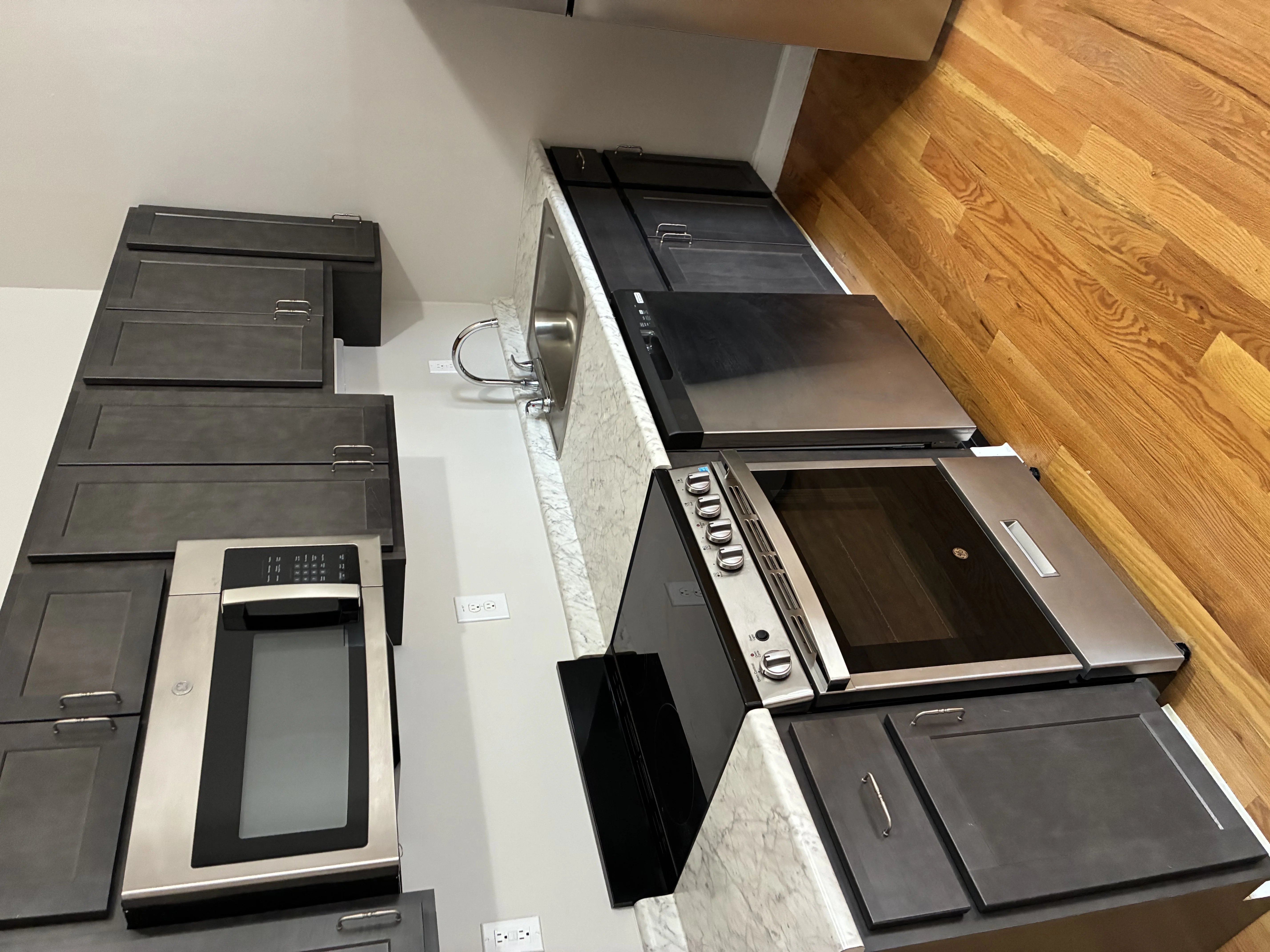 Studio bed, 1 bath apartment for rent at 1124 Commonwealth Ave Unit 1A, Allston — photo 5 of 5