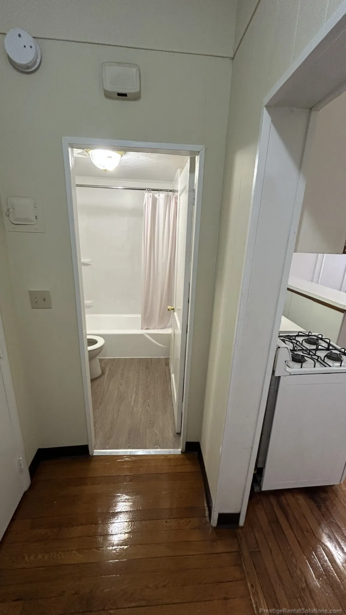 1 bed, 1 bath apartment for rent at 1124 Commonwealth Ave Unit 2A, Allston — photo 6 of 14