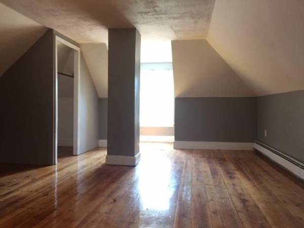 3 bed, 1 bath apartment for rent at 1125 Chestnut St Unit 2, Newton Upper Falls — photo 12 of 13