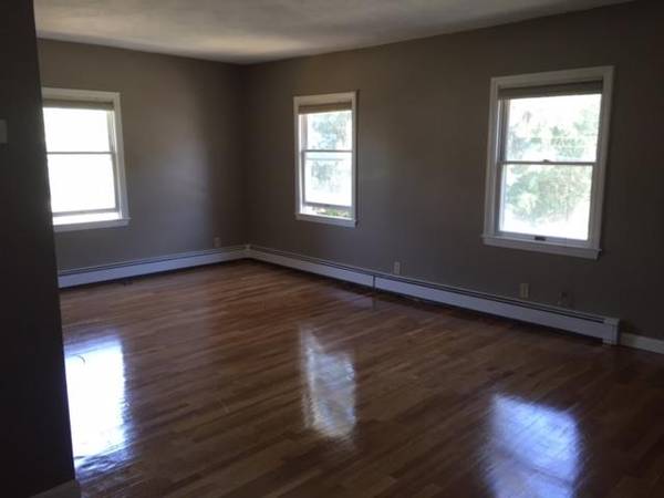 3 bed, 1 bath apartment for rent at 1125 Chestnut St Unit 2, Newton Upper Falls — photo 11 of 13