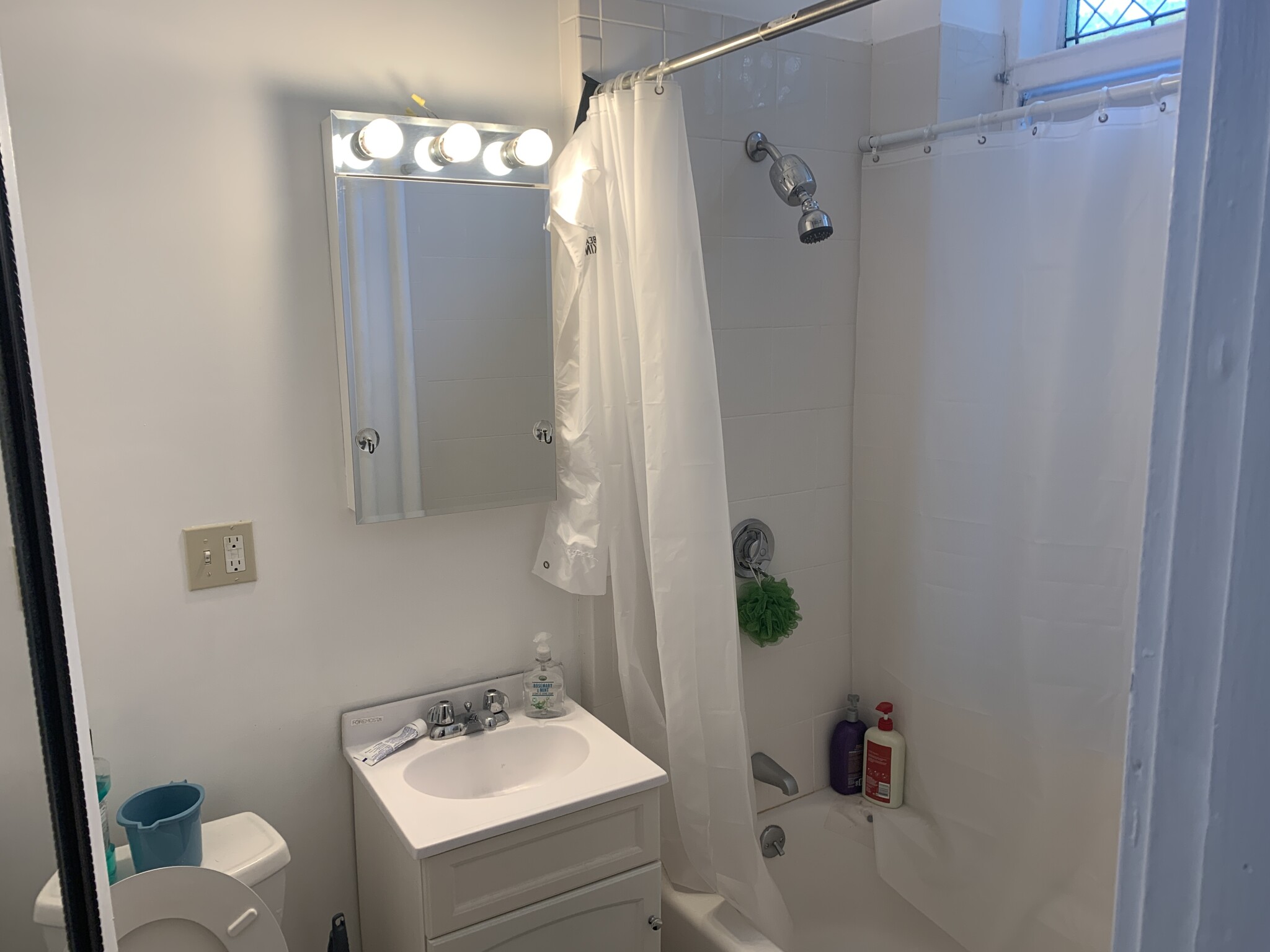 Studio bed, 1 bath apartment for rent at 1125 Commonwealth Ave Unit 3, Brighton — photo 3 of 3