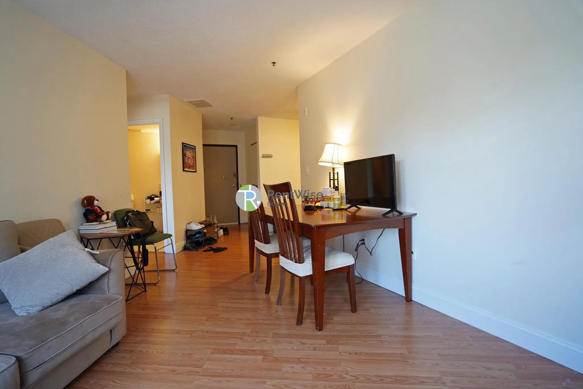 1 bed, 1 bath apartment for rent at 1126 Boylston St Unit 406, Fenway — photo 2 of 8