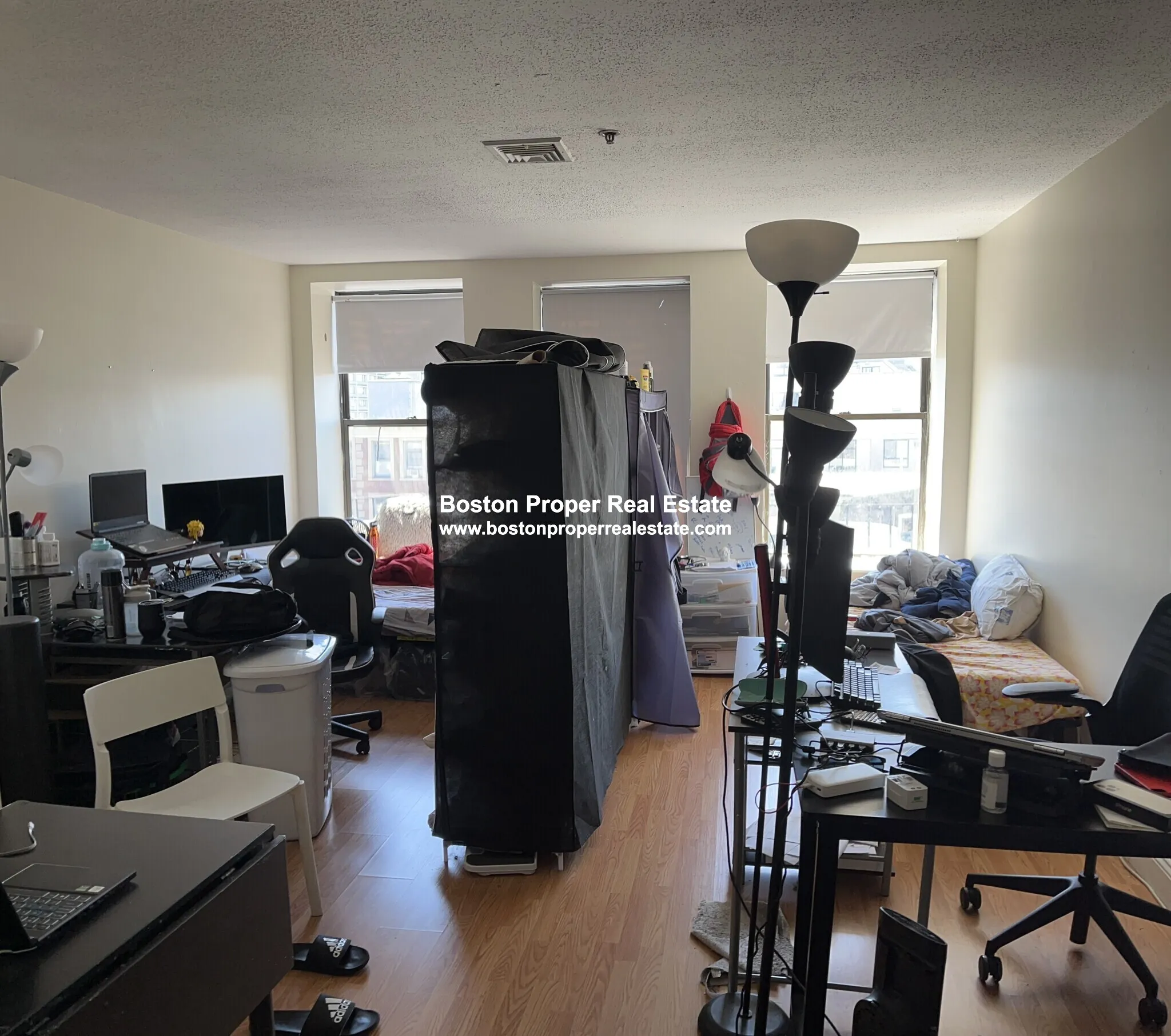 1 bed, 1 bath apartment for rent at 1126 Boylston St Unit 606, Fenway — photo 1 of 9