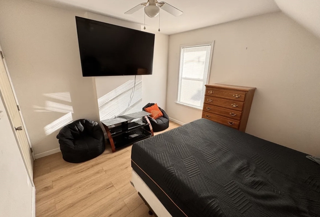 3 bed, 1 bath apartment for rent at 1126 Commercial St Unit 1, East Weymouth — photo 12 of 16