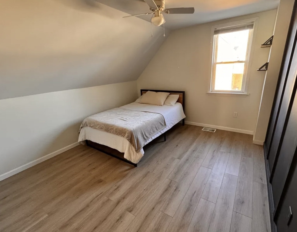 3 bed, 1 bath apartment for rent at 1126 Commercial St Unit 1, East Weymouth — photo 11 of 16