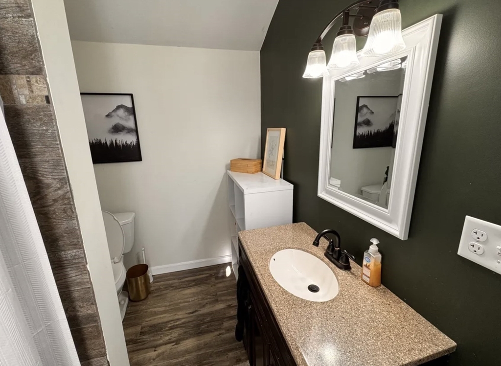 3 bed, 1 bath apartment for rent at 1126 Commercial St Unit 1, East Weymouth — photo 9 of 16