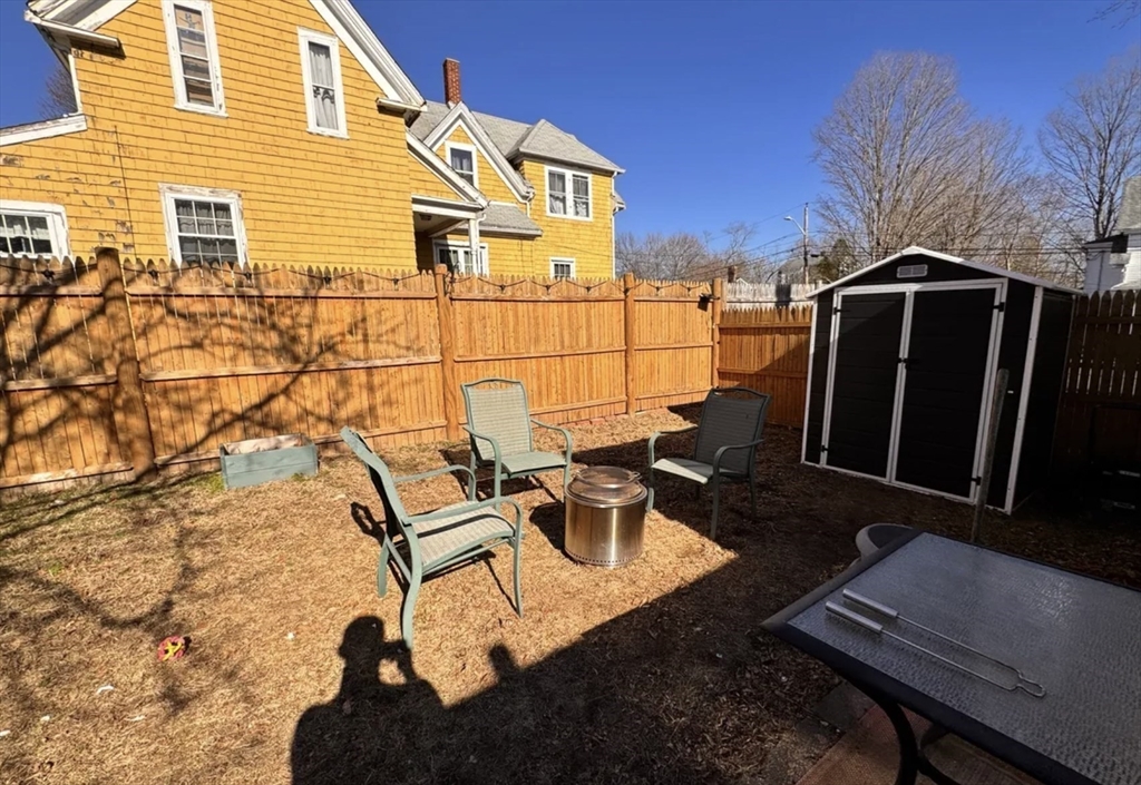 3 bed, 1 bath apartment for rent at 1126 Commercial St Unit 1, East Weymouth — photo 14 of 16