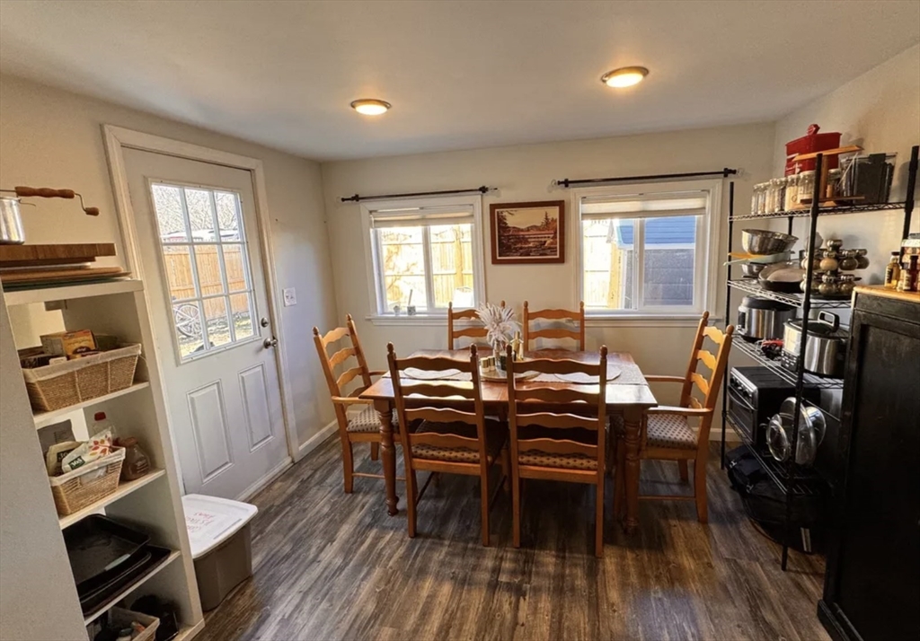 3 bed, 1 bath apartment for rent at 1126 Commercial St Unit 1, East Weymouth — photo 5 of 16