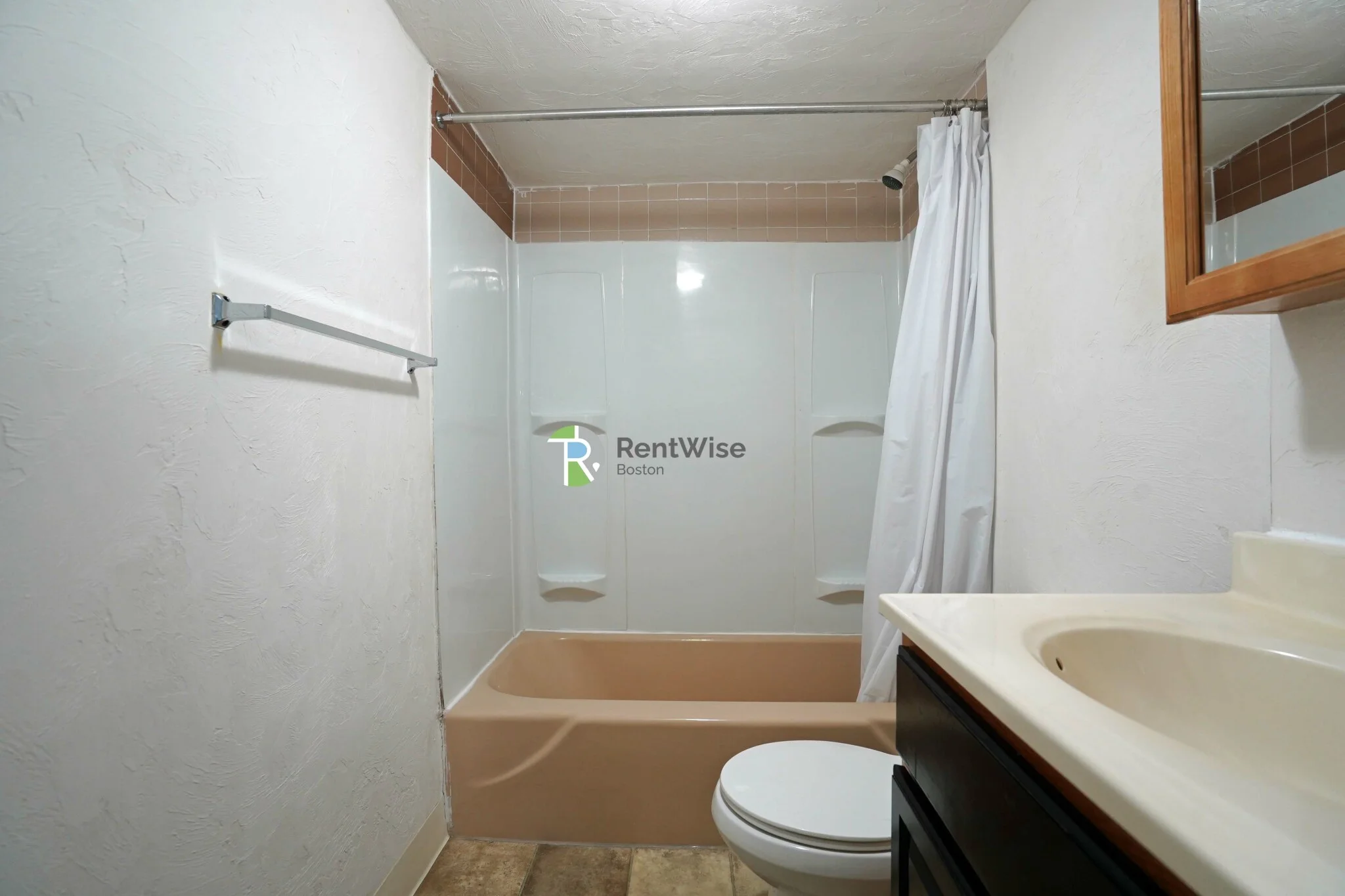 Studio bed, 1 bath apartment for rent at 1126 Commonwealth Ave Unit A, Allston — photo 14 of 15