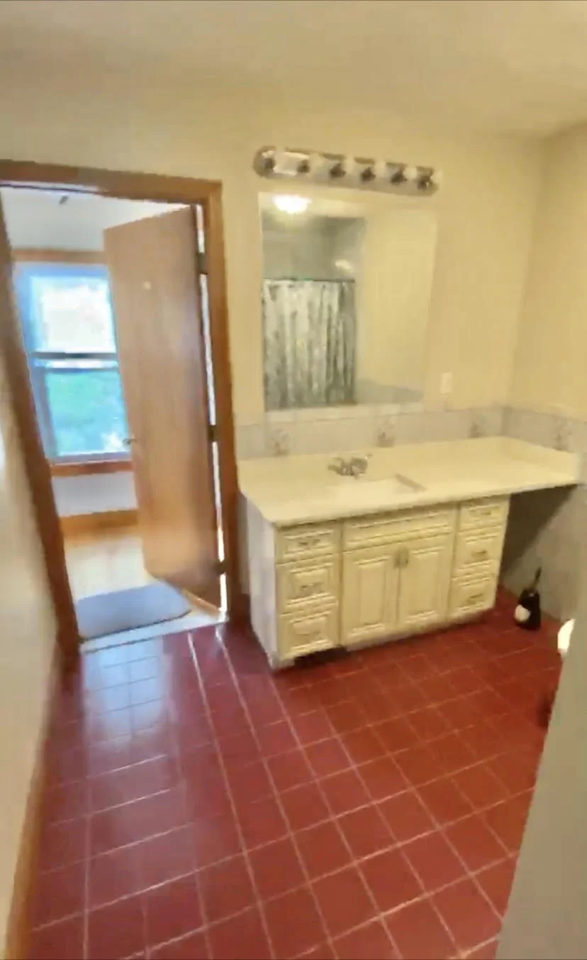3 bed, 2 bath apartment for rent at 1127 Chestnut St, Newton Upper Falls — photo 8 of 11