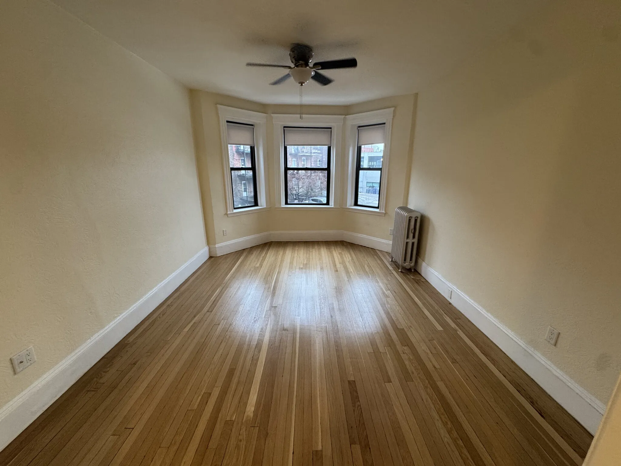 2 bed, 1 bath apartment for rent at 1127 Commonwealth Ave Unit 10, Allston — photo 9 of 25