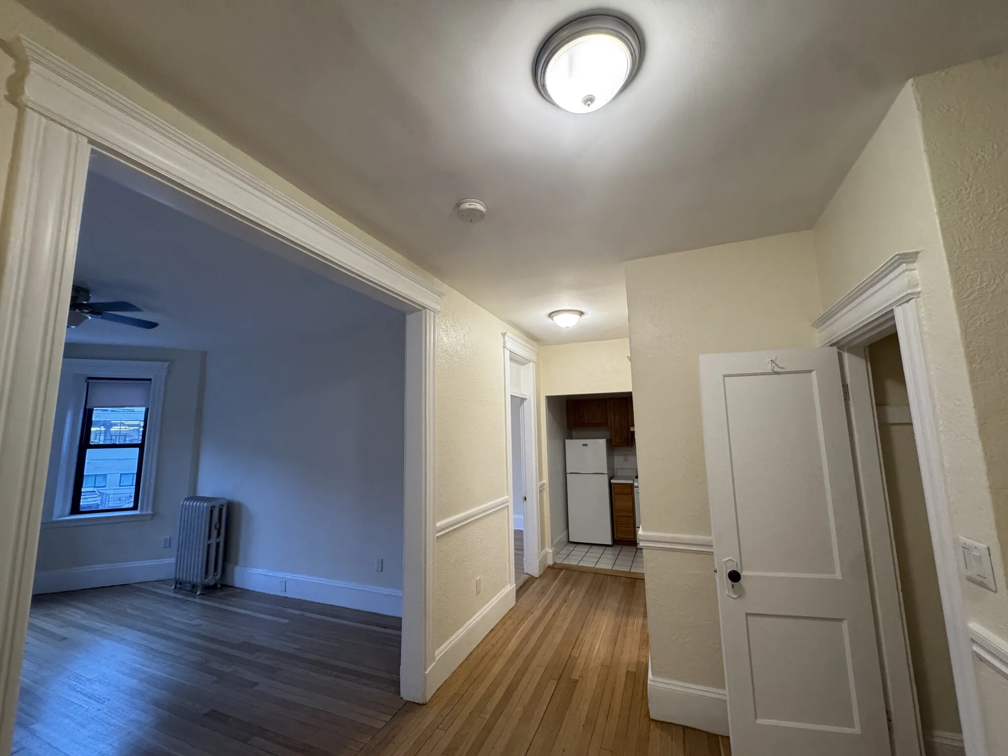 2 bed, 1 bath apartment for rent at 1127 Commonwealth Ave Unit 10, Allston — photo 8 of 25