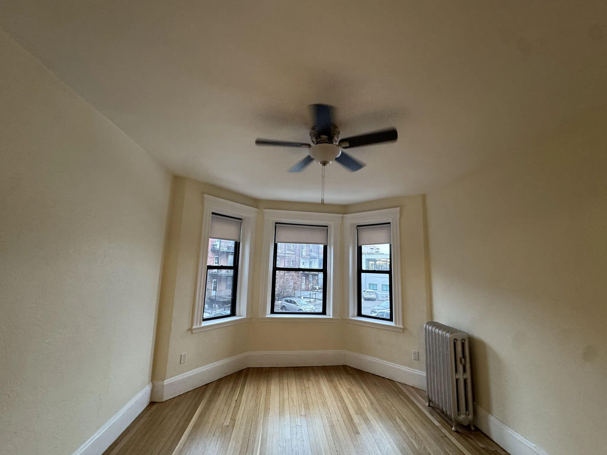2 bed, 1 bath apartment for rent at 1127 Commonwealth Ave Unit 10, Allston — photo 11 of 25