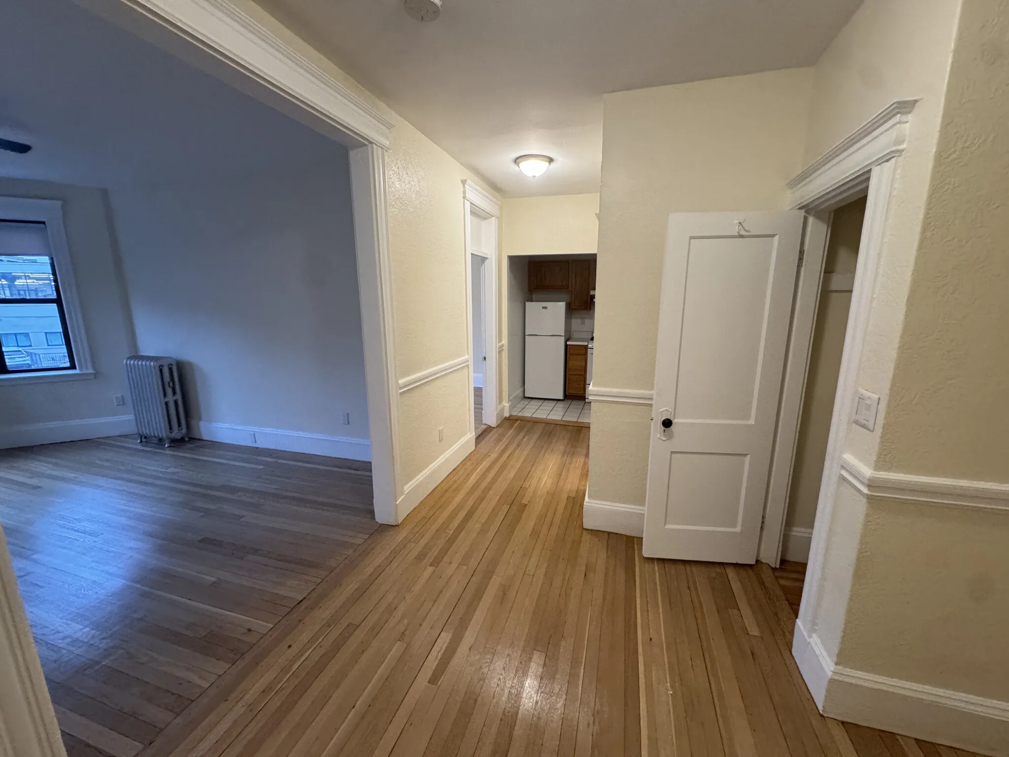 2 bed, 1 bath apartment for rent at 1127 Commonwealth Ave Unit 10, Allston — photo 5 of 25