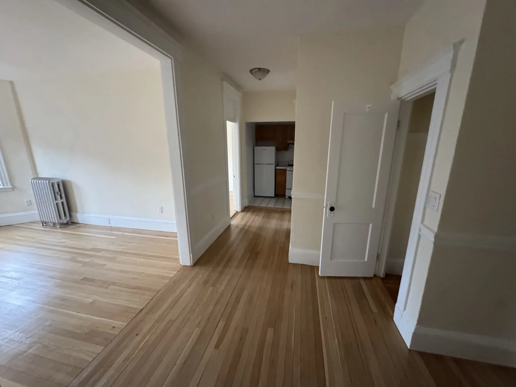 2 bed, 1 bath apartment for rent at 1127 Commonwealth Ave Unit 10, Allston — photo 4 of 25