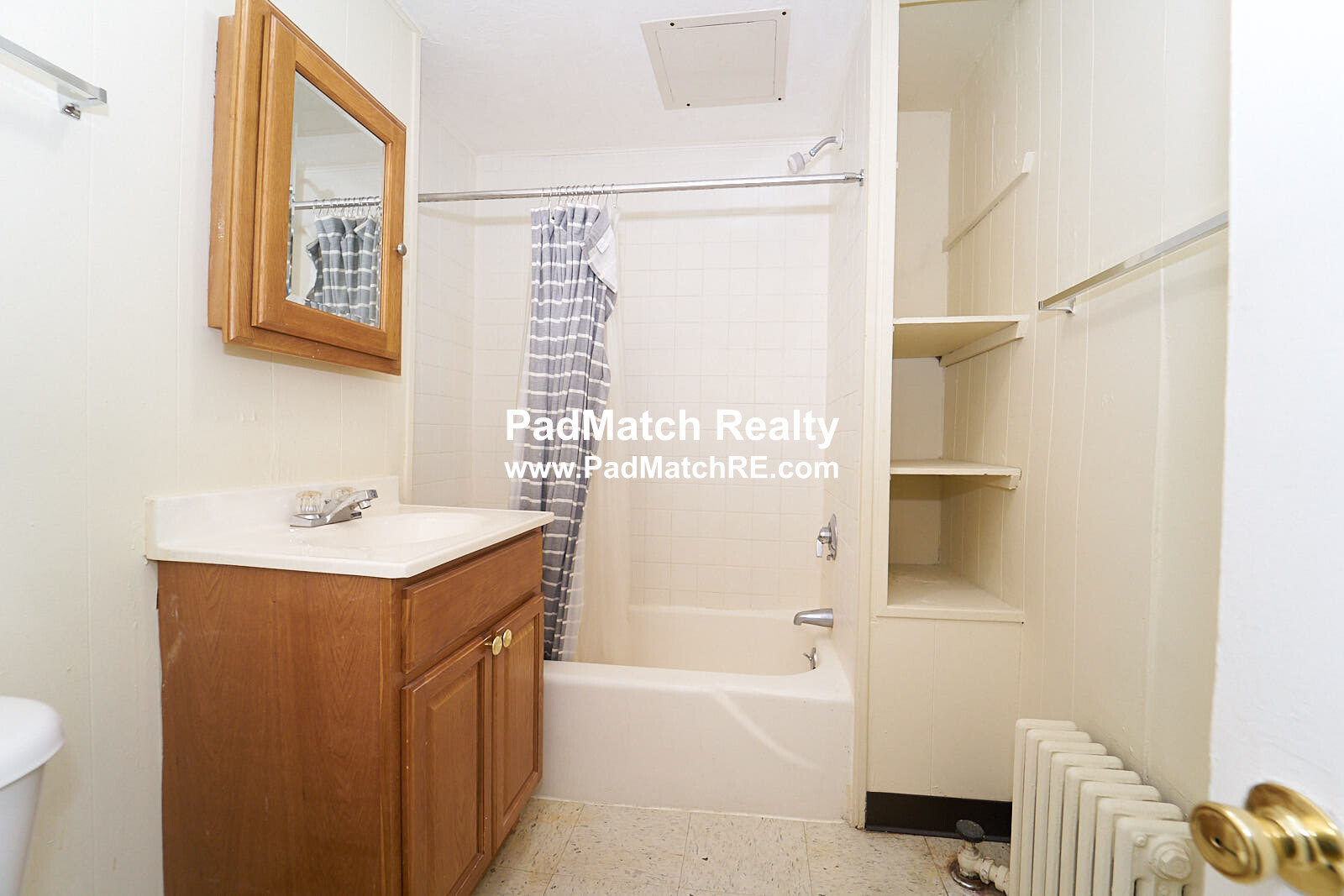 1 bed, 1 bath apartment for rent at 1128 Commonwealth Ave Unit 2, Allston — photo 7 of 13
