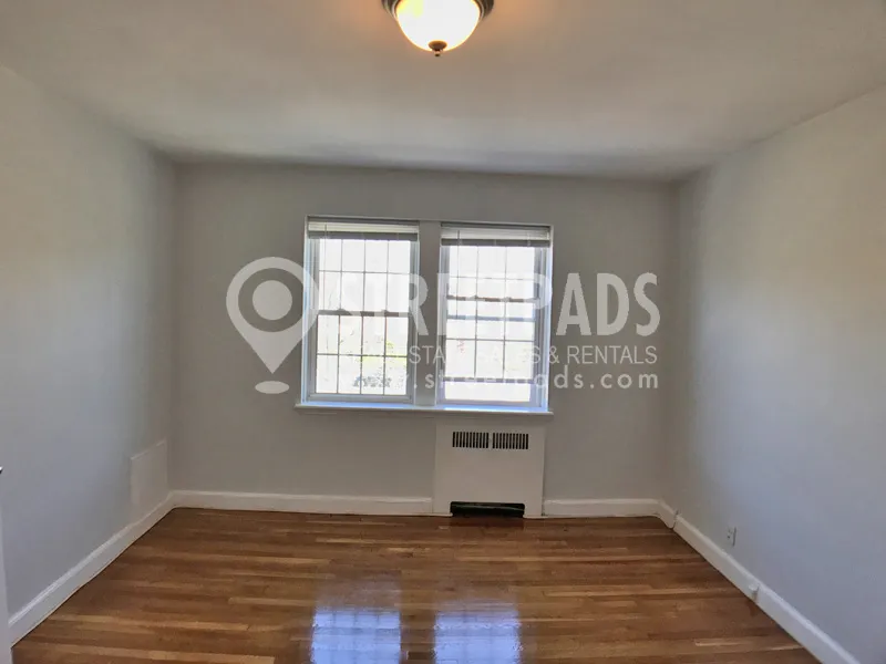 3 bed, 2 bath apartment for rent at 1129 Beacon St Unit 6, Longwood — photo 16 of 37