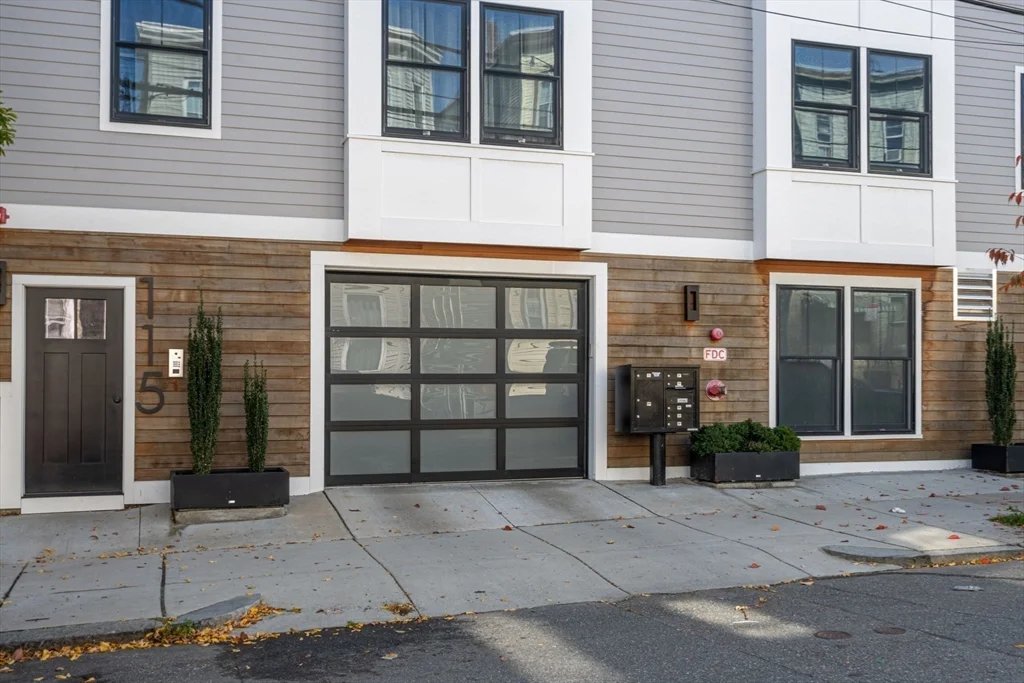 2 bed, 2 bath apartment for rent at 113-115 Falcon St Unit 1, East Boston — photo 5 of 34