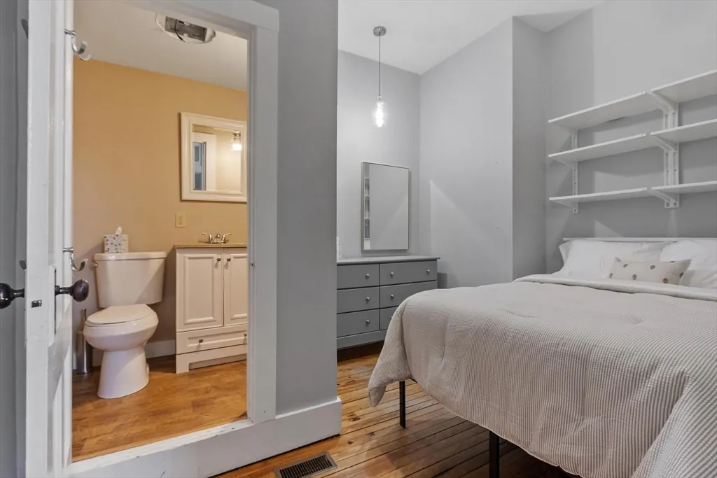 1 bed, 1 bath apartment for rent at 113-115 Main St Unit 1, Pepperell — photo 8 of 11
