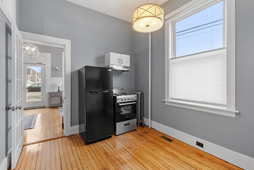 1 bed, 1 bath apartment for rent at 113-115 Main St Unit 1, Pepperell — photo 7 of 11