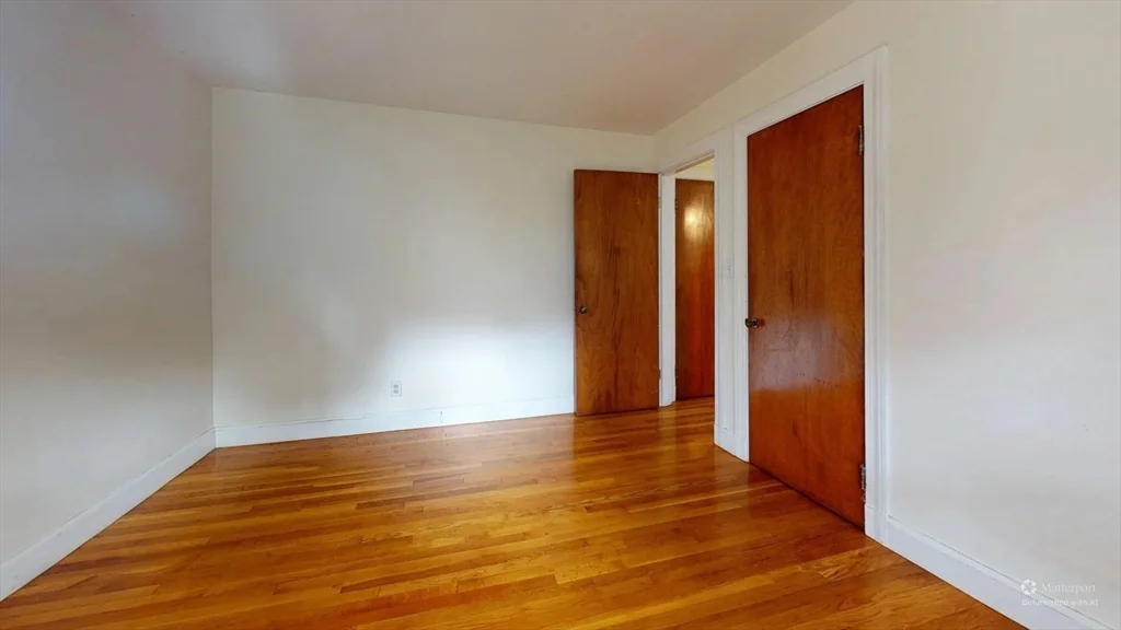 3 bed, 1 bath apartment for rent at 115 Withington Rd Unit 113, Newton — photo 6 of 14