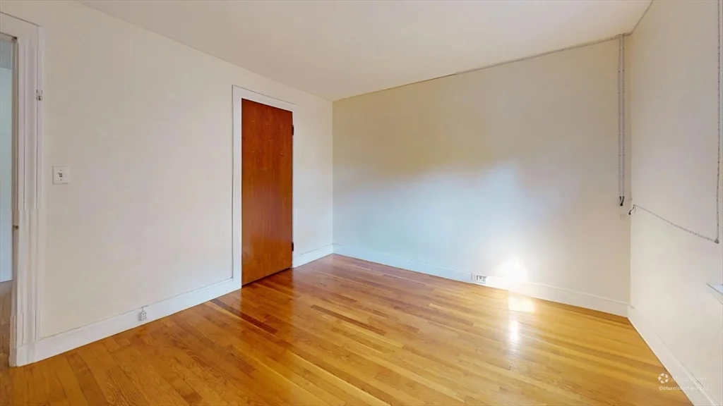 3 bed, 1 bath apartment for rent at 115 Withington Rd Unit 113, Newton — photo 13 of 14