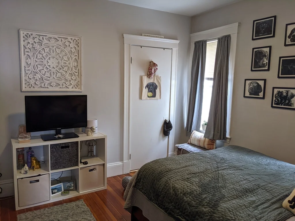 3 bed, 1 bath apartment for rent at 113 3rd St Unit 1, Medford — photo 11 of 14