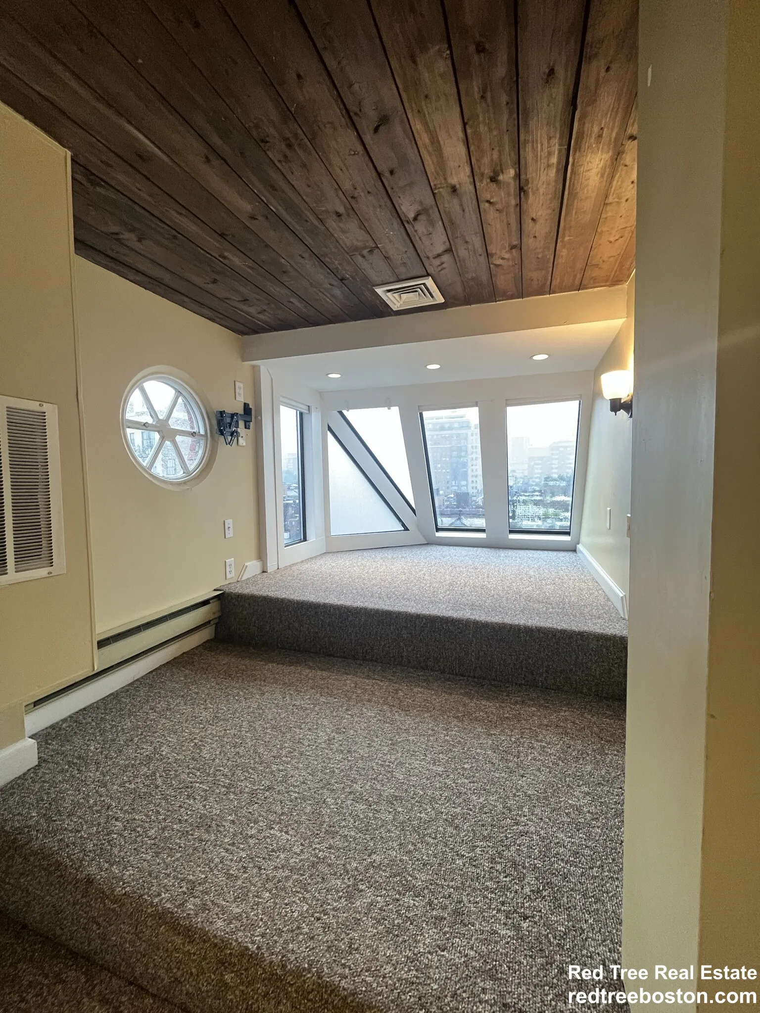 2.5 bed, 3 bath apartment for rent at 113 Beacon St Unit 1, Back Bay — photo 15 of 66