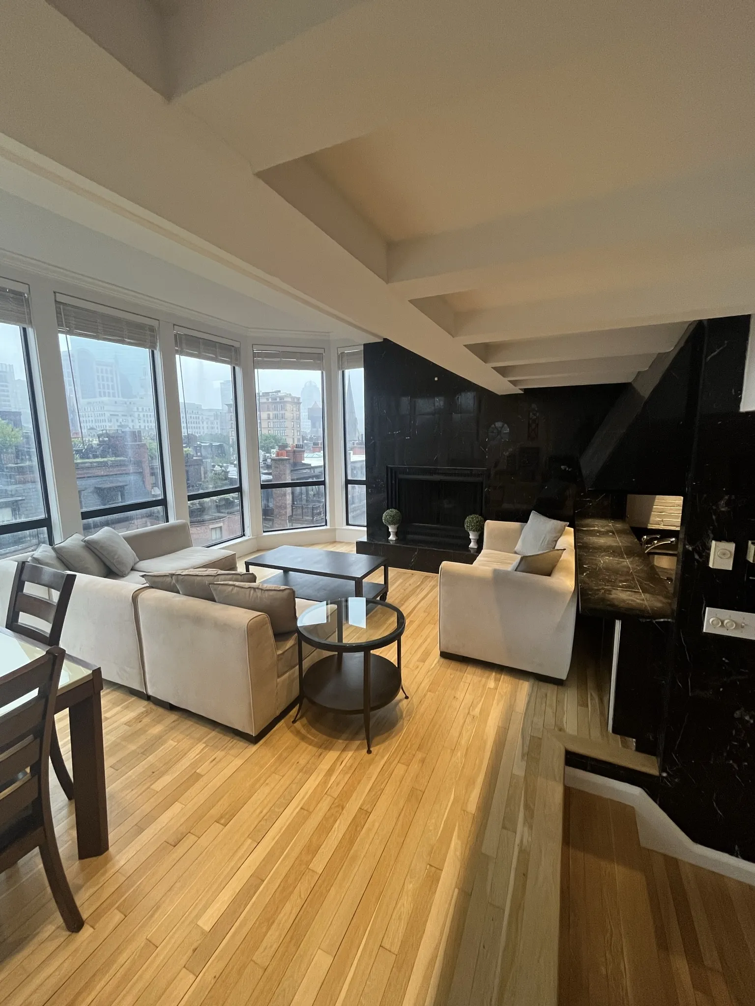 2.5 bed, 3 bath apartment for rent at 113 Beacon St Unit 1, Back Bay — photo 52 of 66