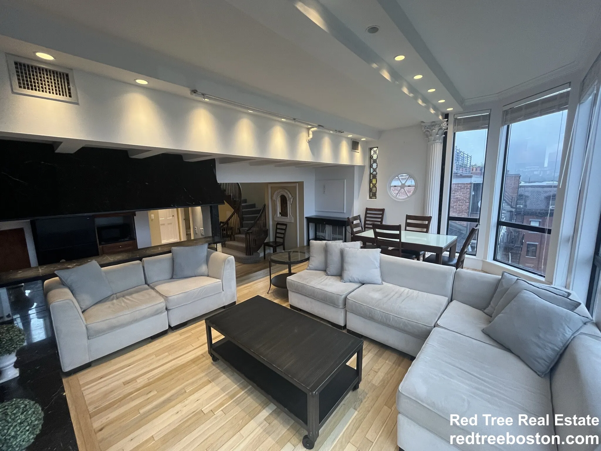 2.5 bed, 3 bath apartment for rent at 113 Beacon St Unit 1, Back Bay — photo 4 of 66