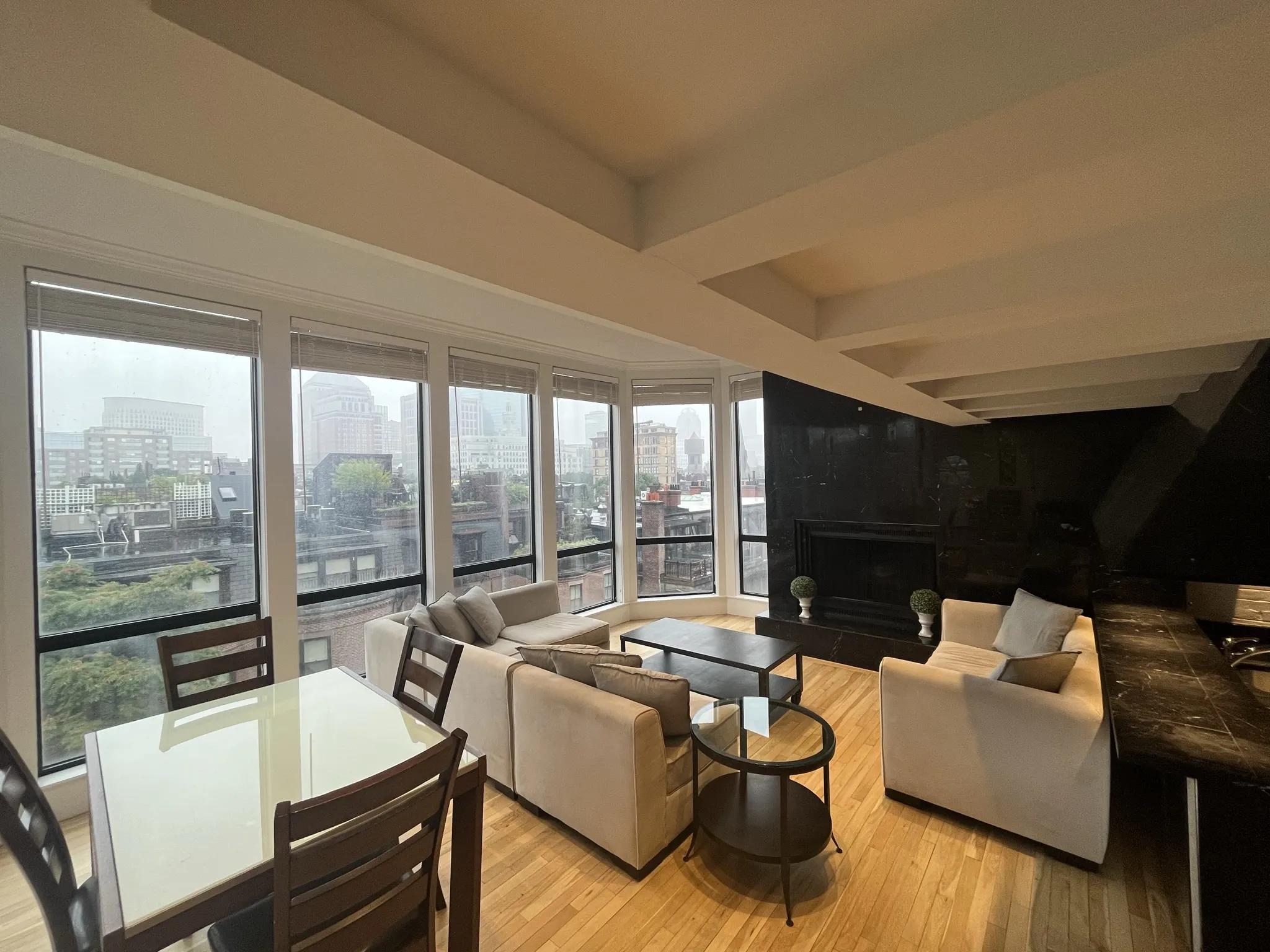 2.5 bed, 3 bath apartment for rent at 113 Beacon St Unit 1, Back Bay — photo 50 of 66