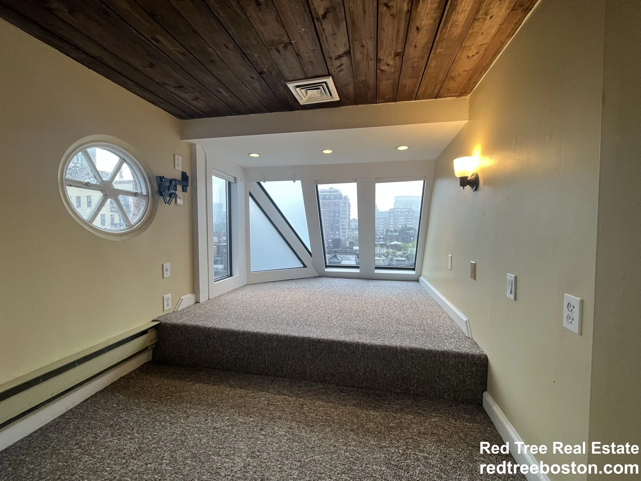 2.5 bed, 3 bath apartment for rent at 113 Beacon St Unit 1, Back Bay — photo 16 of 66