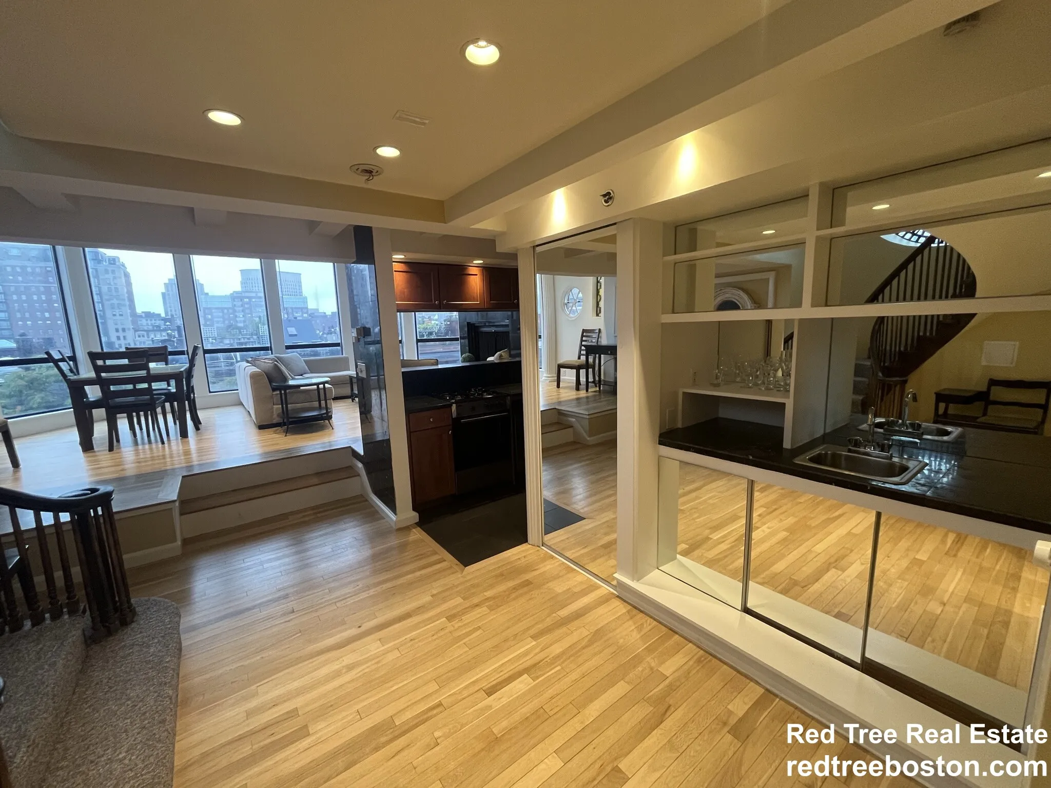 2.5 bed, 3 bath apartment for rent at 113 Beacon St Unit 1, Back Bay — photo 17 of 66