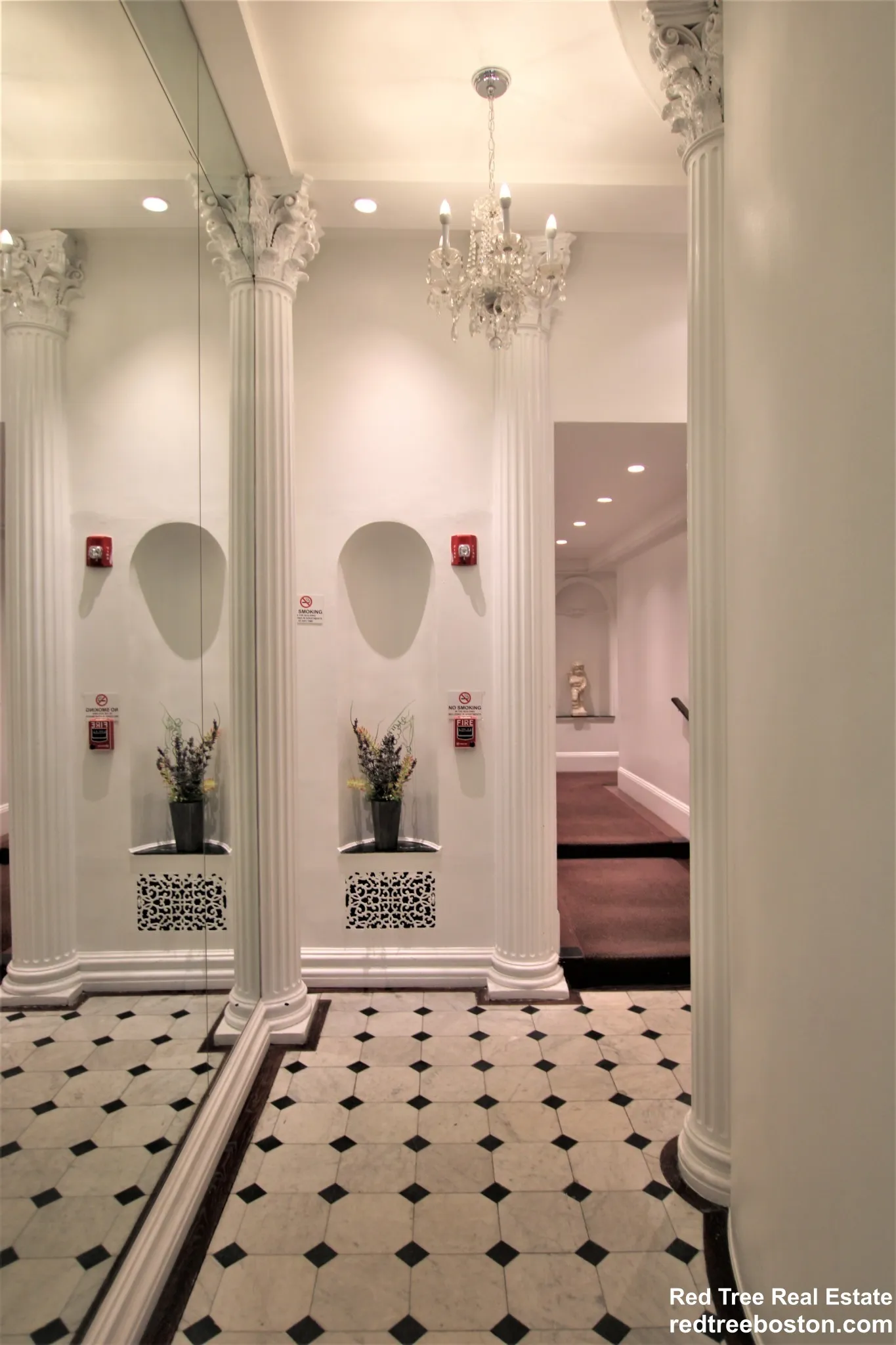 2.5 bed, 3 bath apartment for rent at 113 Beacon St Unit 1, Back Bay — photo 25 of 66